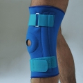 Steznik za koleno sa elastičnom podrškom